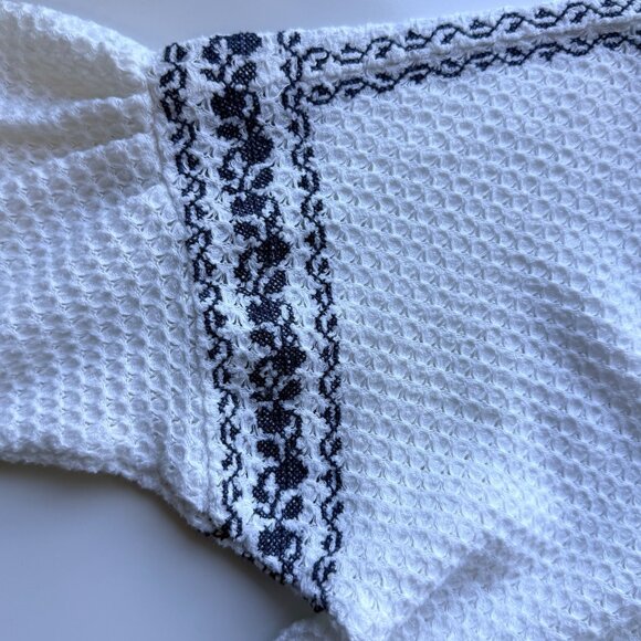 Sundance Top Womens XS White Waffle Knit Embroidered Boho Long Sleeve Pullover - Picture 4 of 6